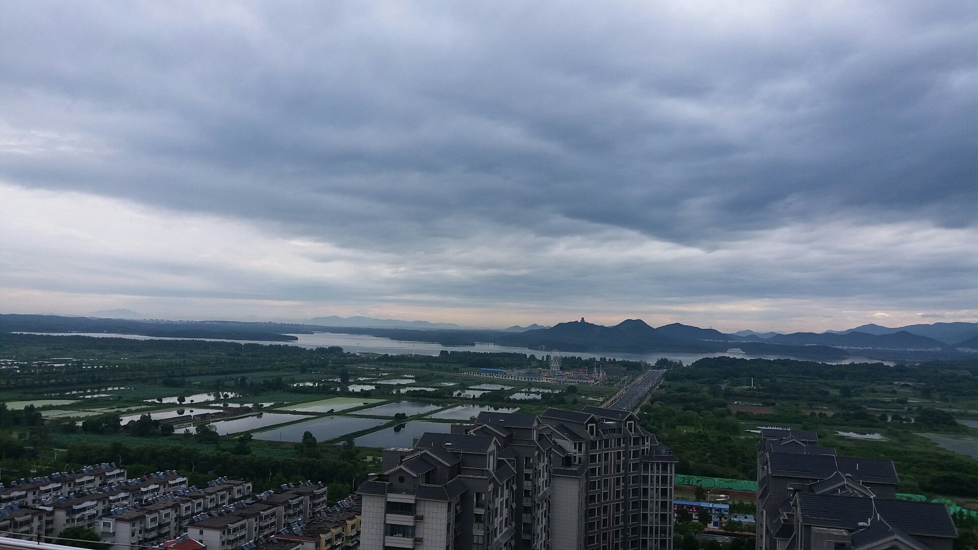 安徽省池州市贵池区人民路靠近池州市中医医院